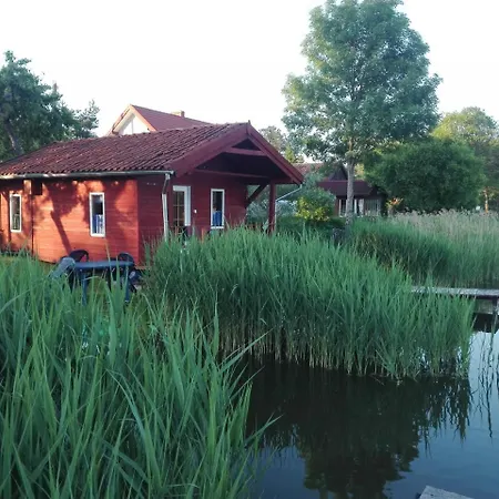 Agro-tur W Szuwarach 民宿 Kuty