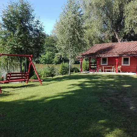 Agro-tur W Szuwarach * Kuty